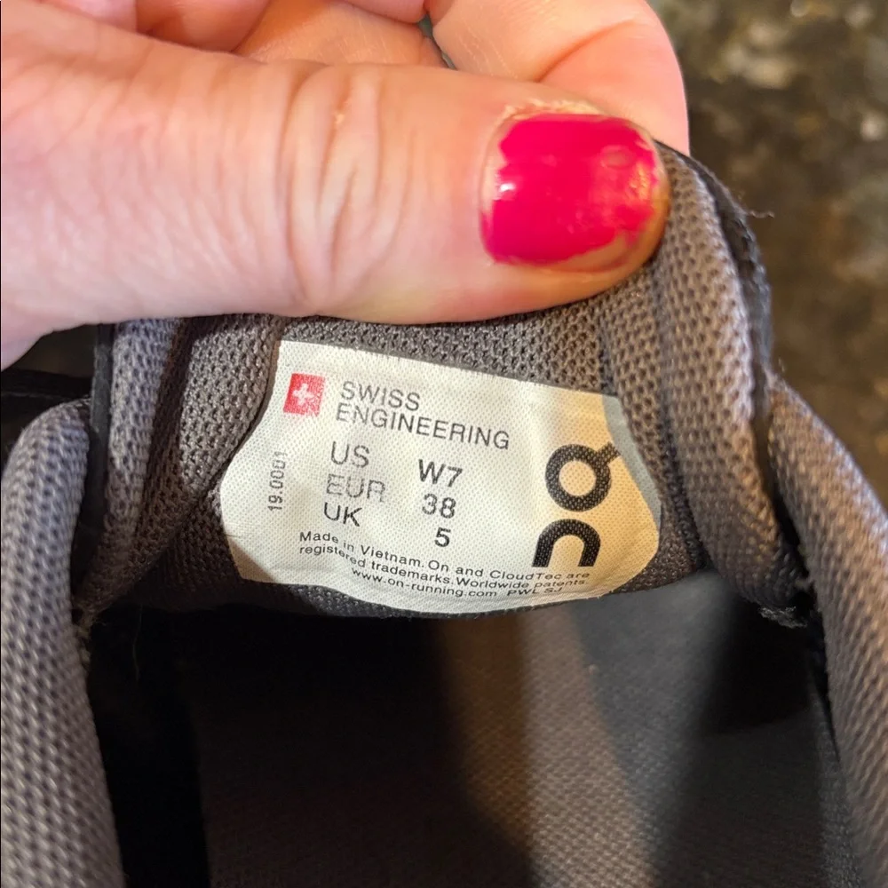 On Running Women’s Trainers! Women’s 7